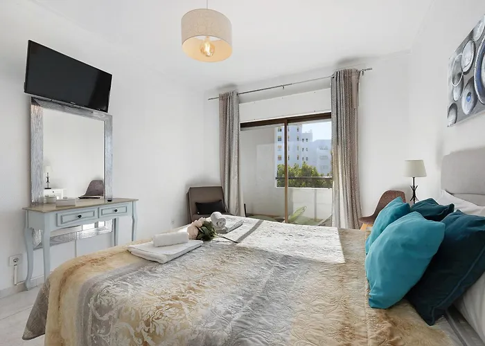 Refugio Da Rocha * Portimao